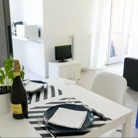 C Colorato Apartment